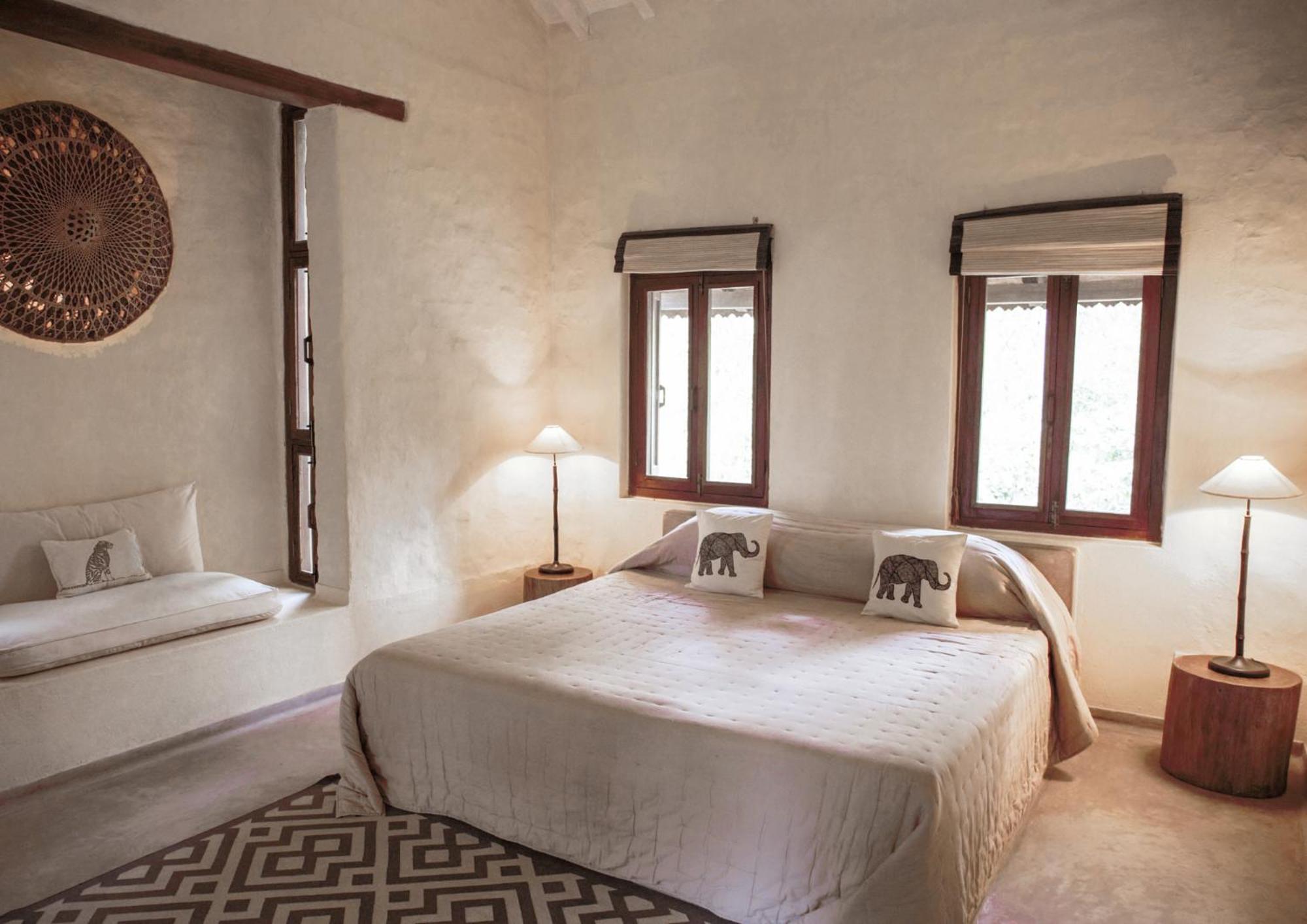 Tiger Tops Karnali Lodge Bardiya Ngoại thất bức ảnh